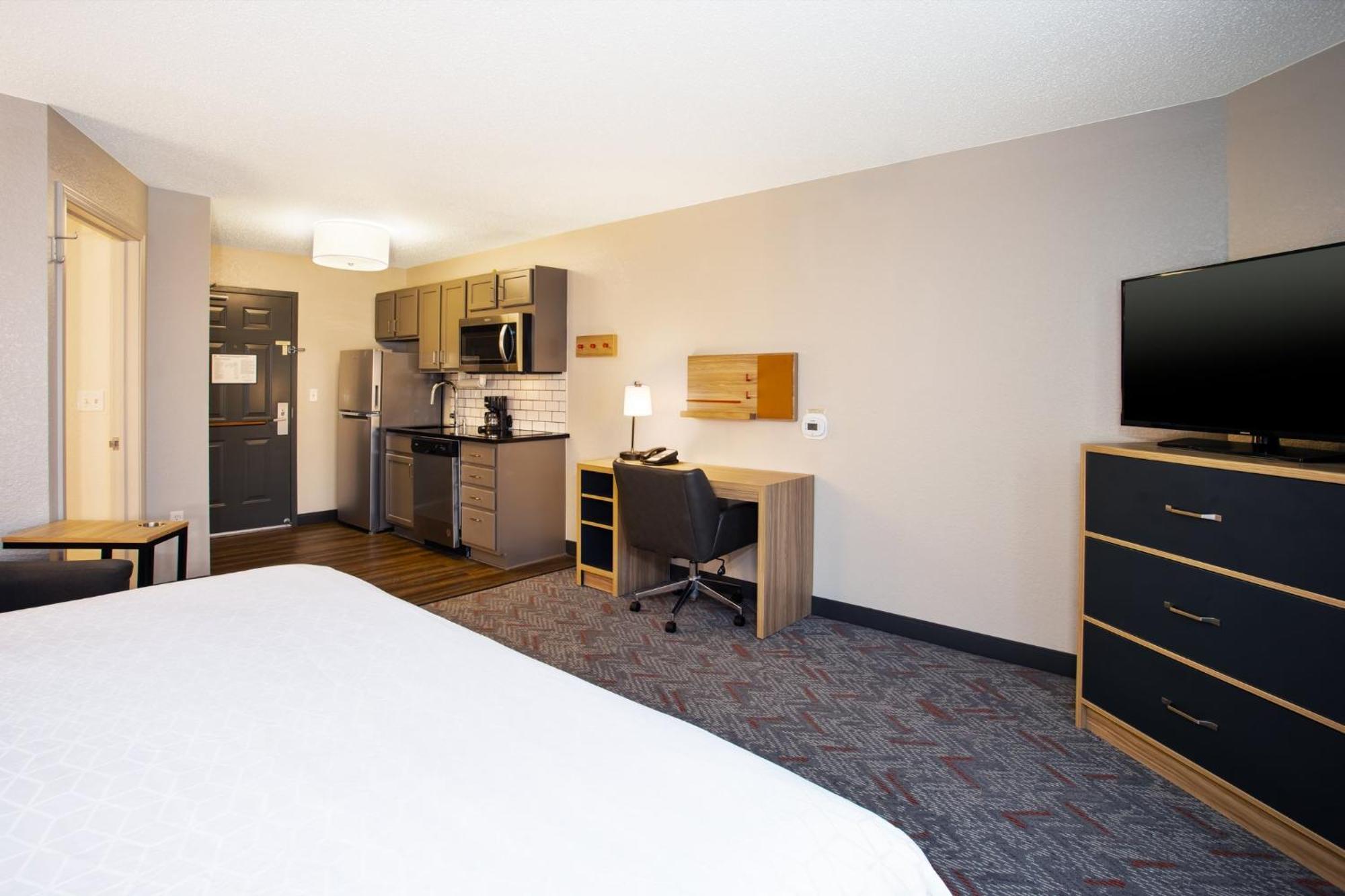 Candlewood Suites Kenosha By Ihg Плезънт Преъри Екстериор снимка