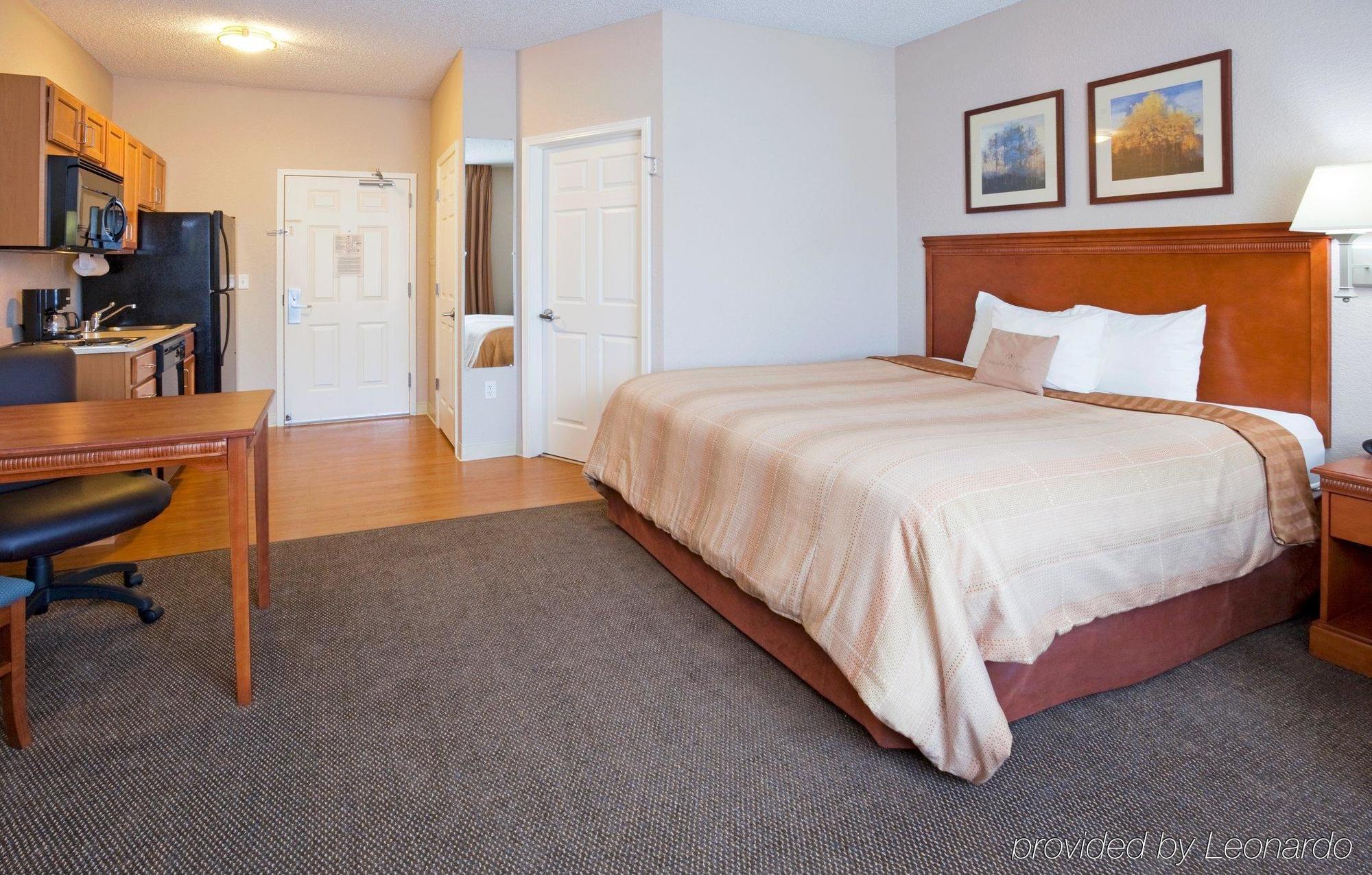 Candlewood Suites Kenosha By Ihg Плезънт Преъри Екстериор снимка