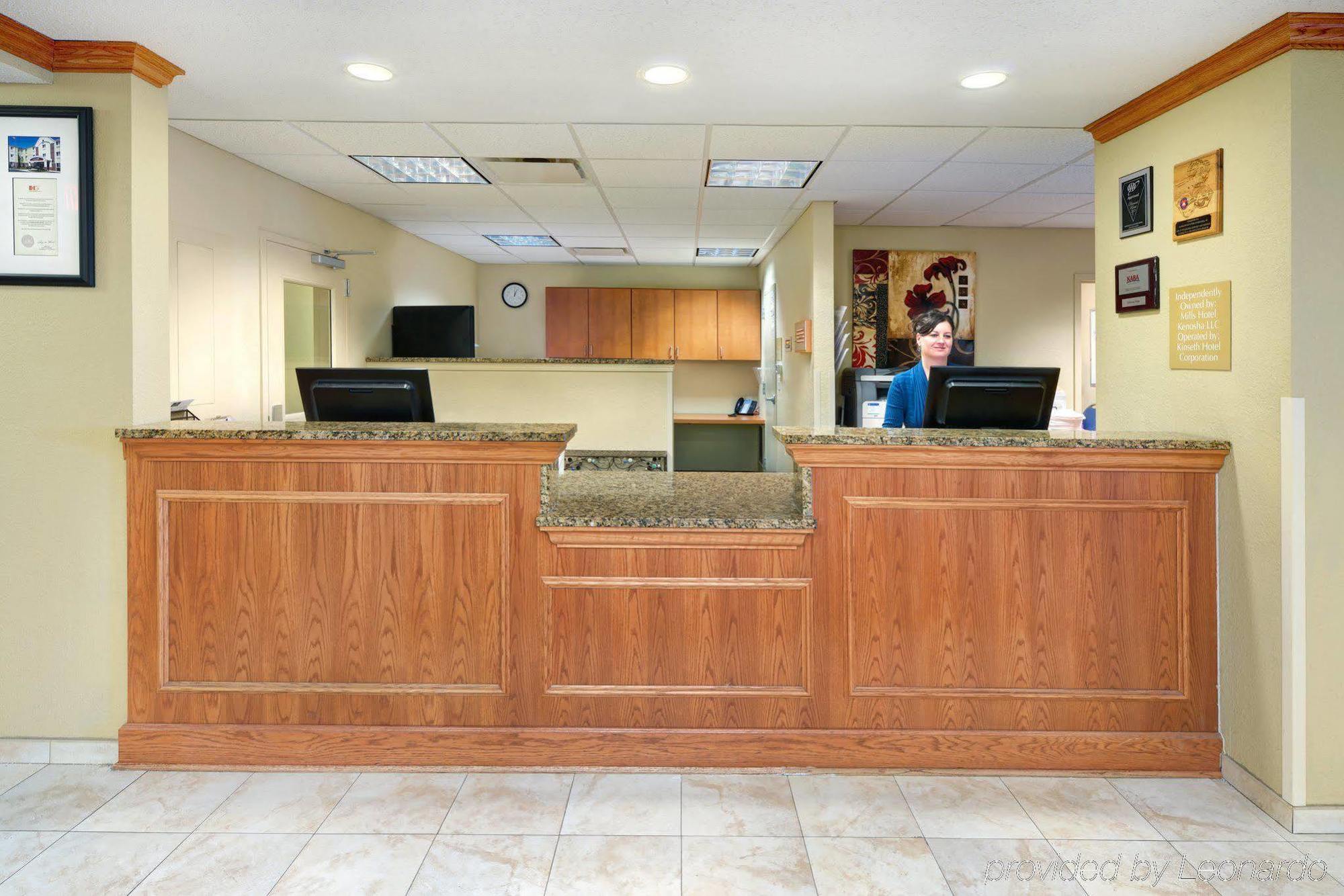 Candlewood Suites Kenosha By Ihg Плезънт Преъри Екстериор снимка